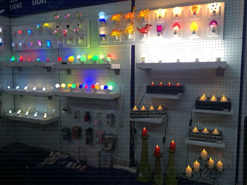 記載されているクリスマス^^110/220ve27/b22装飾電球色の光を導いた仕入れ・メーカー・工場