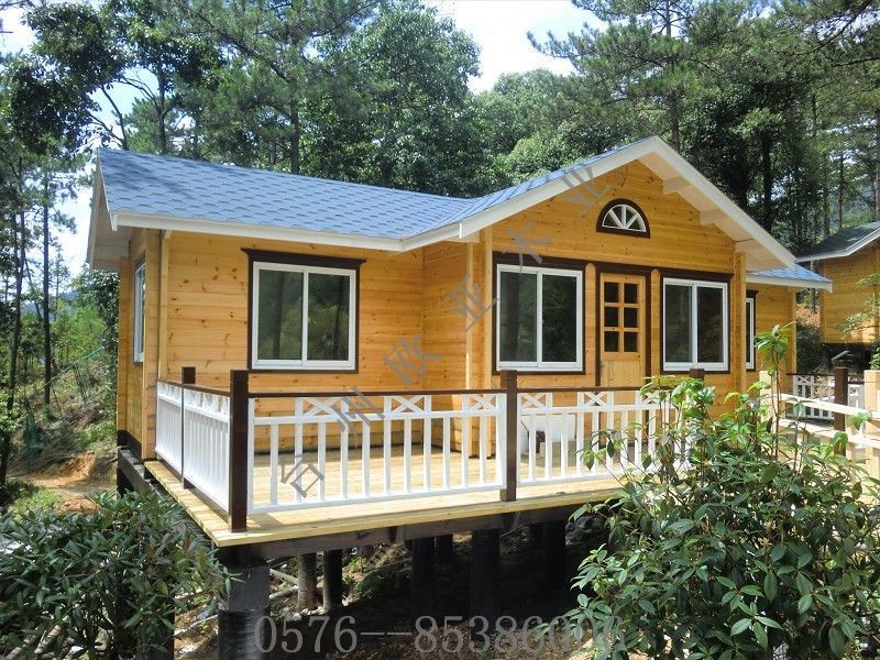 2017 Prefabricated Wood House Log Cabin New Design Small Shop
