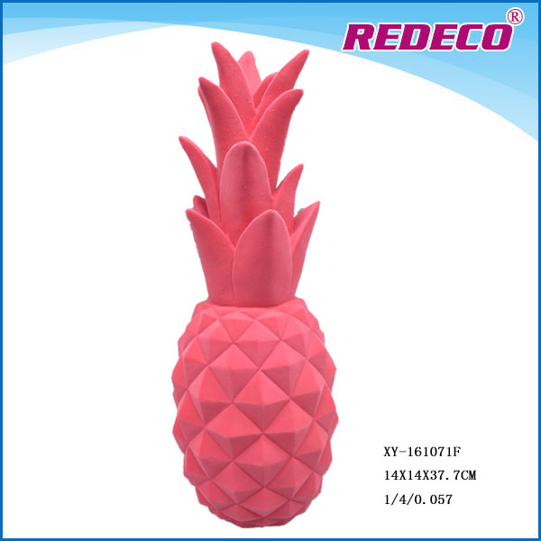 resin pineapple statue