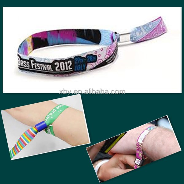 Feature and Holiday Decoration & Gift Use custom colorful woven bracelet