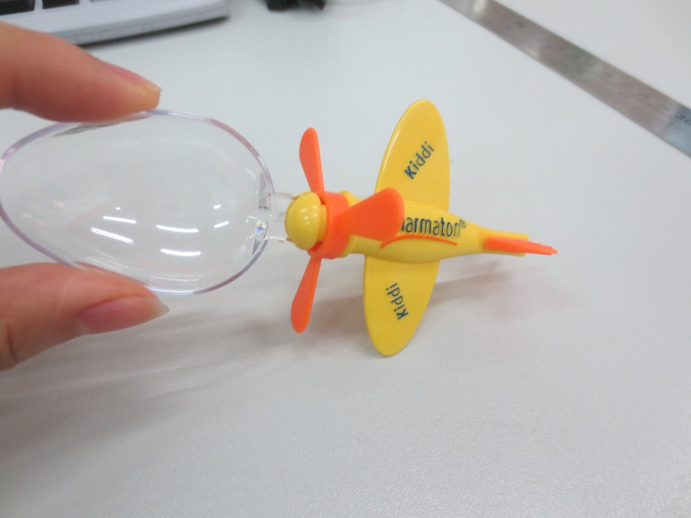 airplane plastic spoon ..JPG