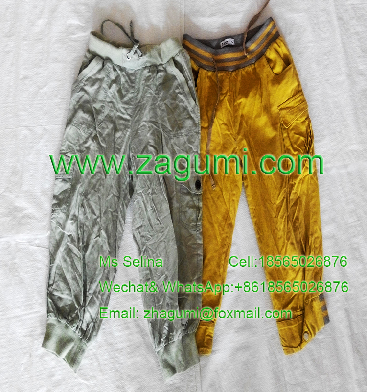 1. Material World Kid's clothing: Sell at a kids' consignment sale; take your stuff to Once Upon a Child (or another children's resale shop in your community); list it on eBay; or send it to ThredUp. Maternity clothing: Sell at a kids' consignment sale; take it to Clothes Mentor ; list your stuff on eBay; consign it on MotherhoodCloset ; or send it to ThredUp.