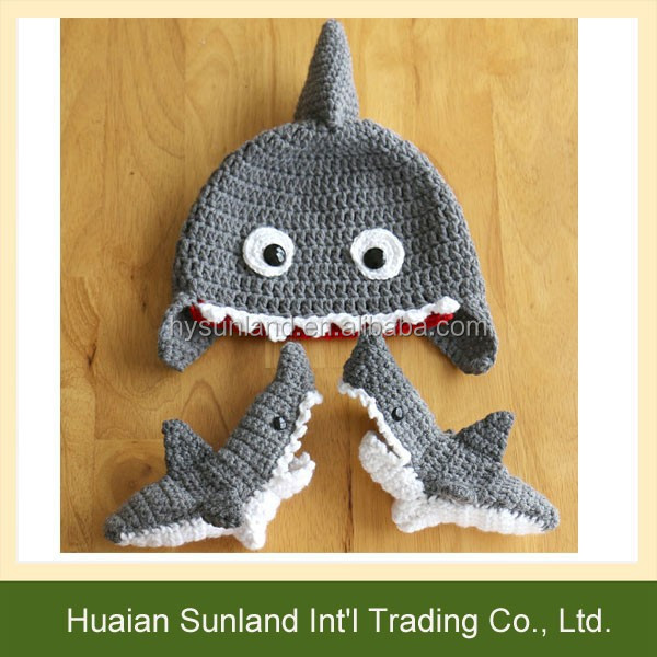 W-974 Funny Unisex Crochet Pattern Shark Socks Knitted Shark Socks Slippers -...