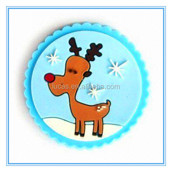カスタムプロモーションラウンドヘラジカクリスマス休暇磁気ステッカーpvc冷蔵庫用マグネットの装飾子供のための問屋・仕入れ・卸・卸売り