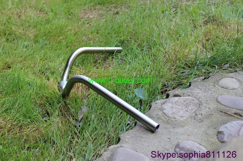 Titanium rack and handle bar09.jpg