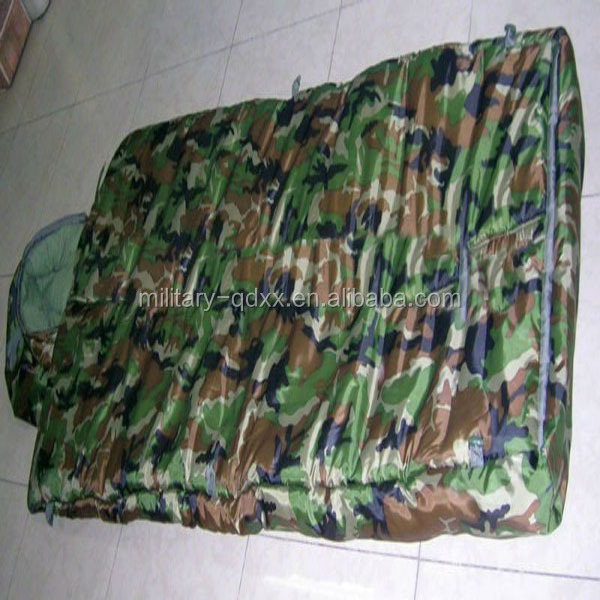 軍の迷彩寝袋、 防水カバー迷彩柄キャンプの寝袋問屋・仕入れ・卸・卸売り