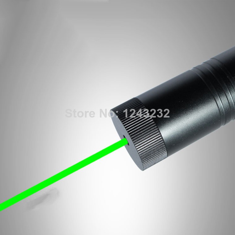 301-Laser-532nm-Laser-Pen-Laser-Pointer-10000mw-green-light-high-powered-instantly-burning-matchs-Saftey (3)
