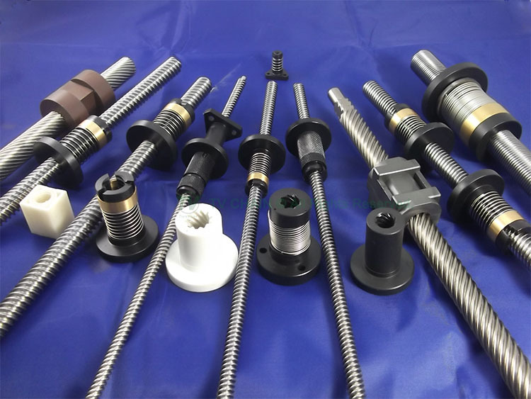 Lead_screw_and_nuts.jpg