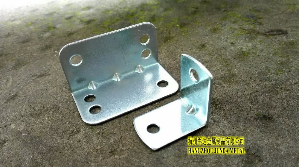 角度の家具金具/鉄コーナーブラケット/プレス部品仕入れ・メーカー・工場