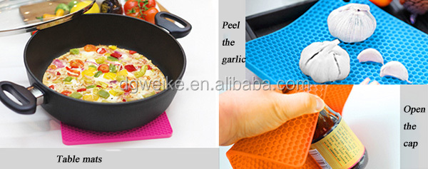 cheap_100_silicone_kitchenware_high_heat_strong_style_color_b82220_protection_mat_strong_for_kitchen_use_odm.jpg