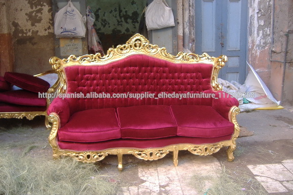 Sofá barroco rojo