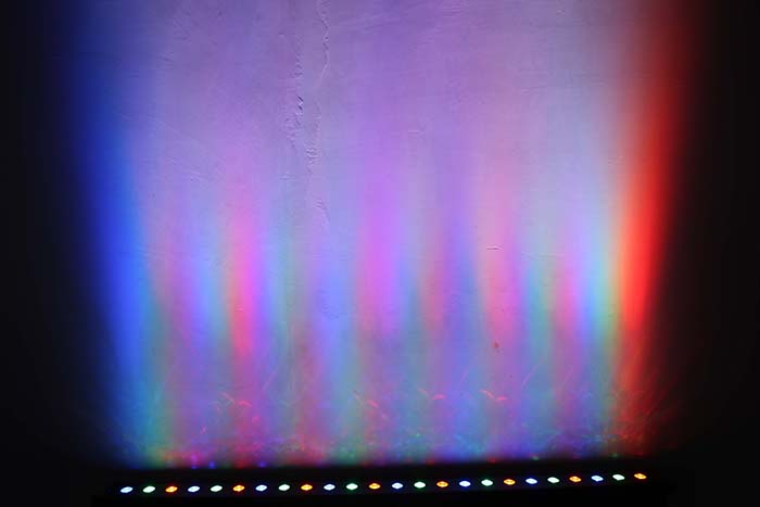 24PCS RGB LED PIXEL WALL WASHER LED PIXEL BAR LIGHT (1).JPG
