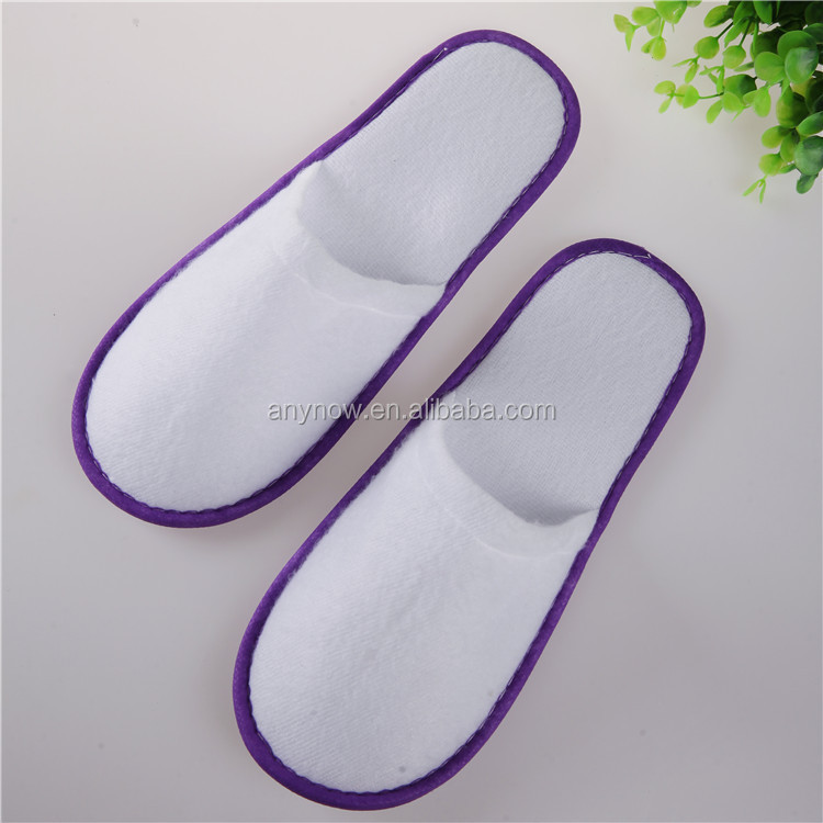 Spot wholesale slippers2.jpg
