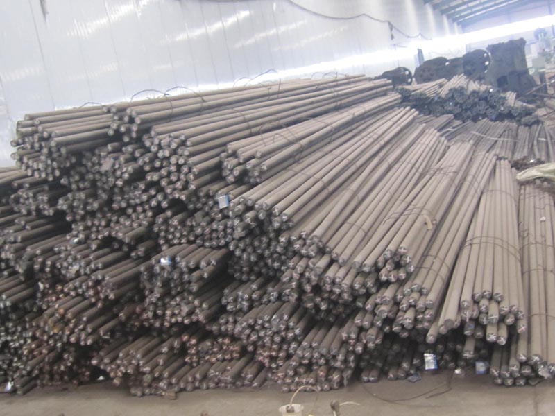 炭素鋼鍛造ドロップが多機能斧木製ハンドル付き問屋・仕入れ・卸・卸売り