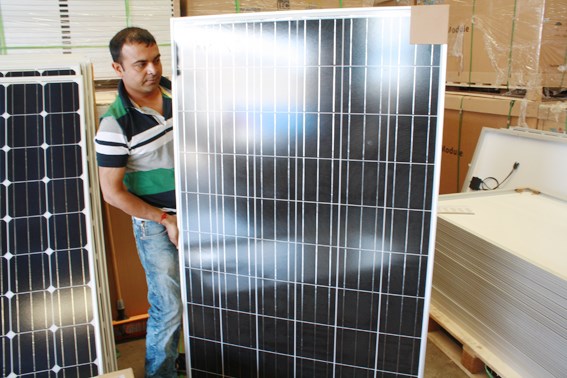 Reoo半自動太陽ラミネーター太陽光発電モジュールラミネート機(小さなスペース、低投資、半自動)仕入れ・メーカー・工場
