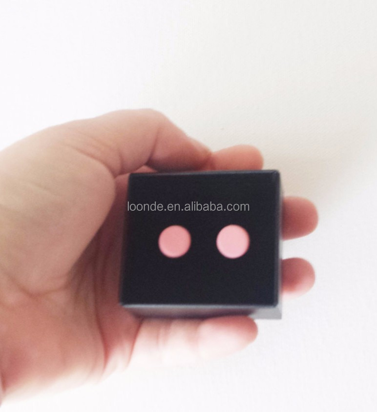 black earring box (1).jpg