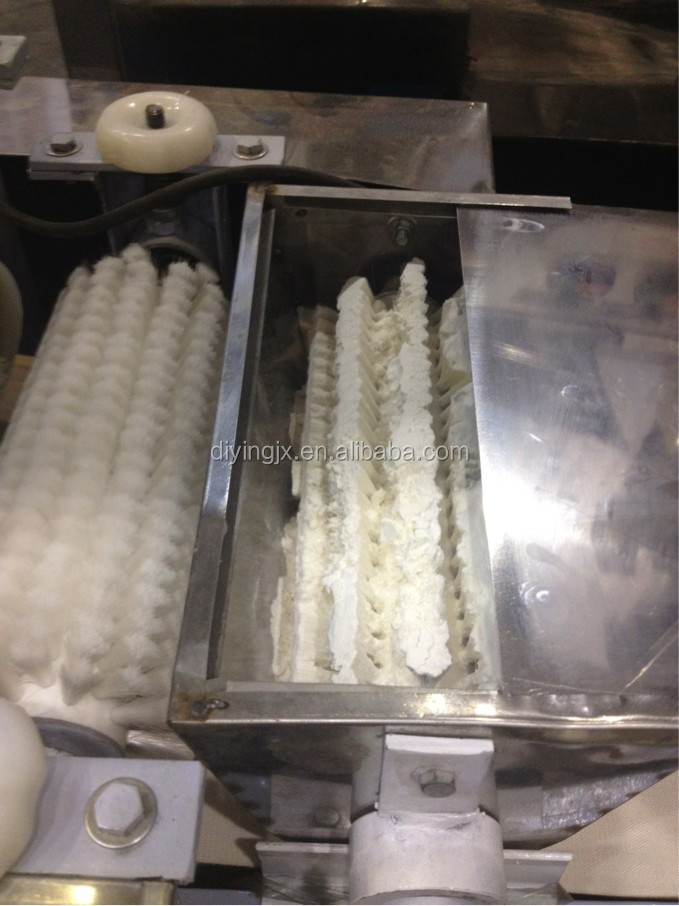 Round Dumpling skin making machine/ dumpling wrapper machine