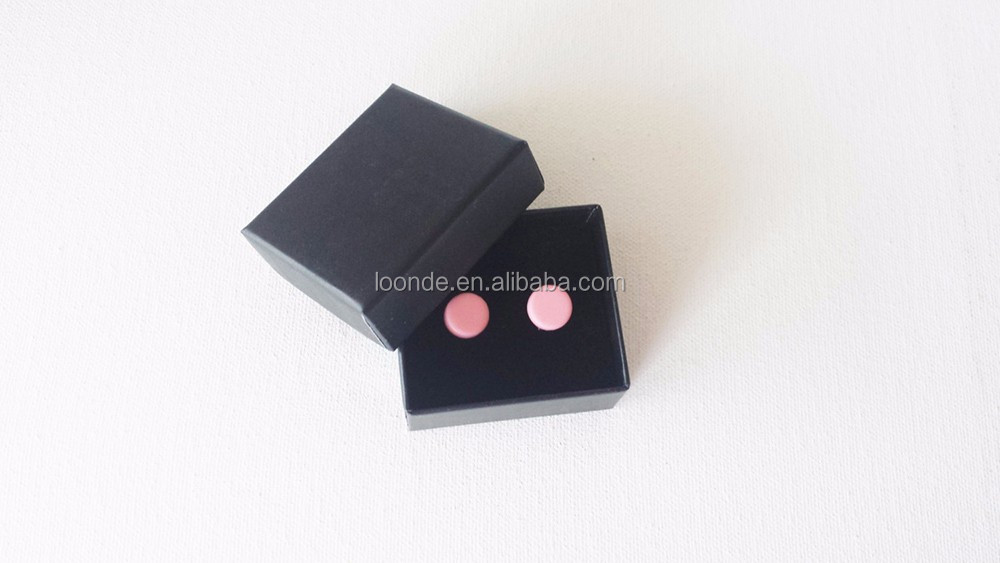 black earring box (3).jpg