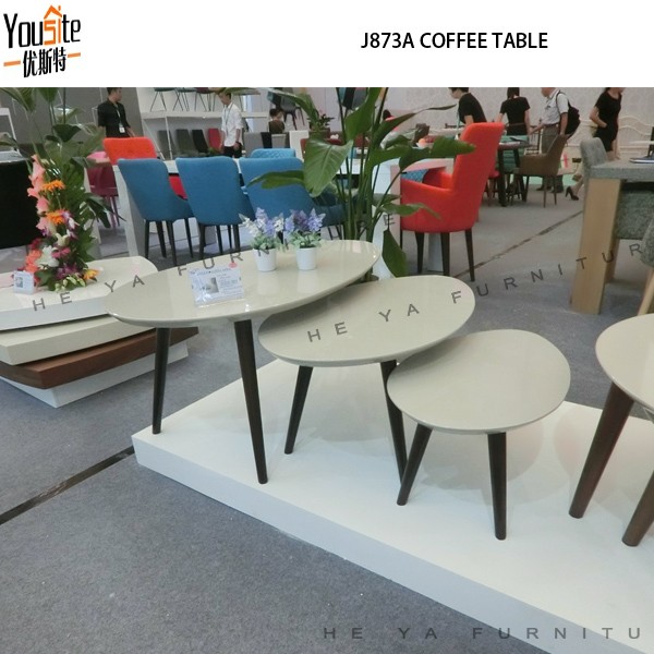 2016現代ガラス デザイン高光沢マレーシア コーヒー テーブル仕入れ・メーカー・工場