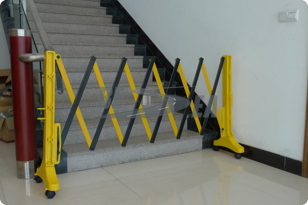黒黄色のポータブルプラスチック交通安全・拡張障壁/バリケード( dh- eb- 1)問屋・仕入れ・卸・卸売り