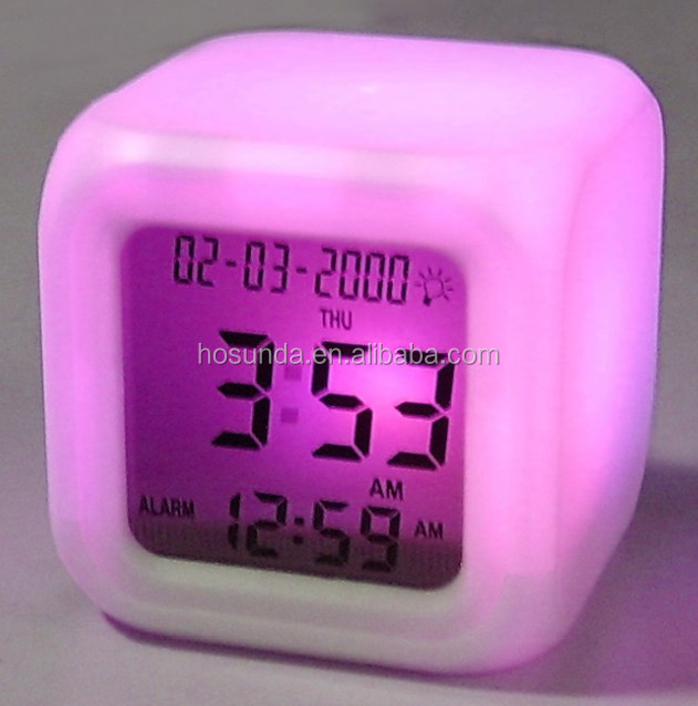 プラスチックキューブ12色デジタル目覚まし時計照明変化問屋・仕入れ・卸・卸売り