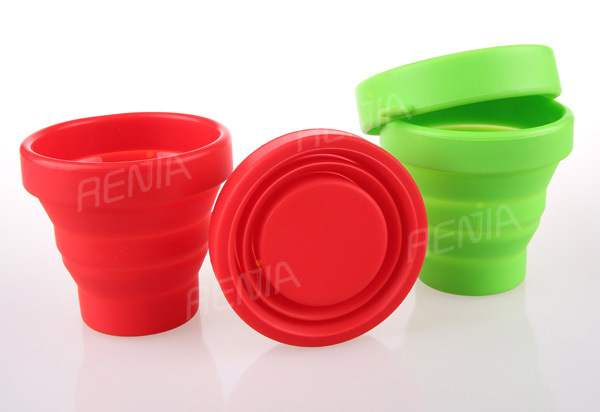 Collapsible Cups : Packable Travel Wine Glass