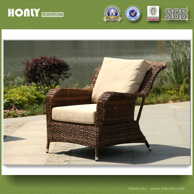 Outdoor patio rattan sofa set aluminum frame synthetic rattan sofa for sale