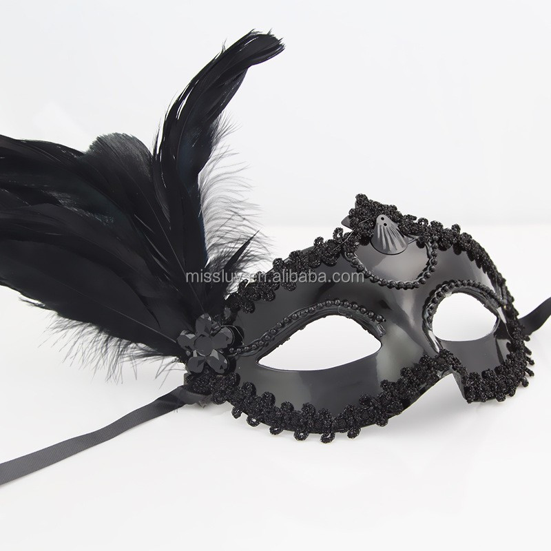 white masquerade masks (1).jpg