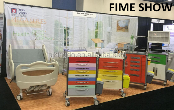 Medical Trolley 003.jpg
