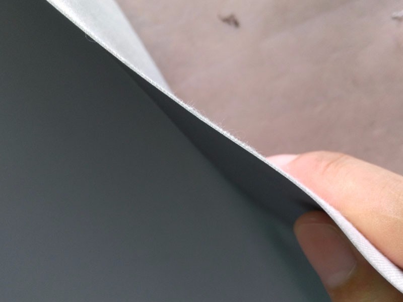 Custom silver grey waterproof 0.6mm abrasive resistance reflective pu leather fabric for sewing shoe
