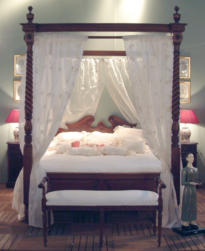 Victorian Canopy Bed Buy Bed Product on