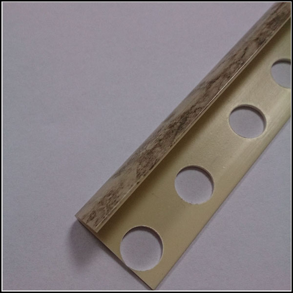 azulejo acabado de aluminio de perfil para la pared y azulejo de