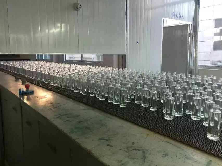 25ミリリットル熱く販売ガラス香水瓶でユニークな形状仕入れ・メーカー・工場