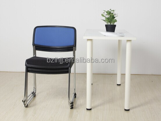 現代のクッション新しいデザインのダイニングチェア1521ちゃちなプラスチック製の椅子問屋・仕入れ・卸・卸売り