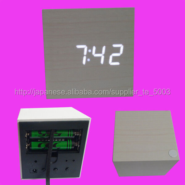 ボイスコントロ木製LED クロック--白色 LED問屋・仕入れ・卸・卸売り
