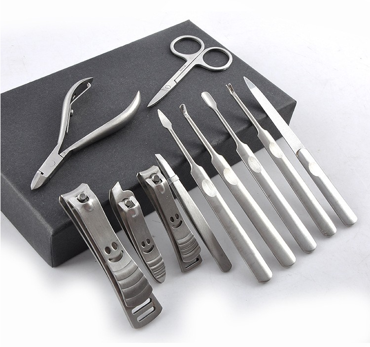 Professional Stainless Steel Nail Clipper Travel & Grooming Kit Nail Tools Manicure & Pedicure Set of 12pcs with Luxurious Case