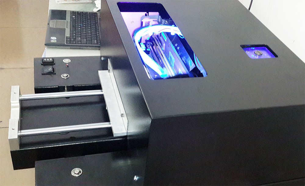 フォーカス新しいデザインfrigga-ジェットdx5 uv a2サイズフラットベッドプリンタ仕入れ・メーカー・工場