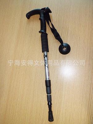 のアウトドア用品を持っている3t- 6061アルミニウム工場卸売コルクハンドル登山杖問屋・仕入れ・卸・卸売り