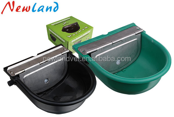 Love its Nylon water bowl