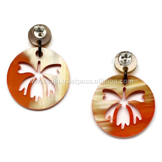 Buffalo horn earing SHE255.1.jpg