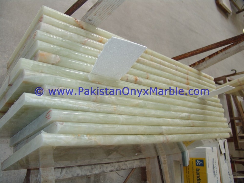 onyx-stair-steps-treads-risers-green-white-red-honey-multi-onyx-05.jpg