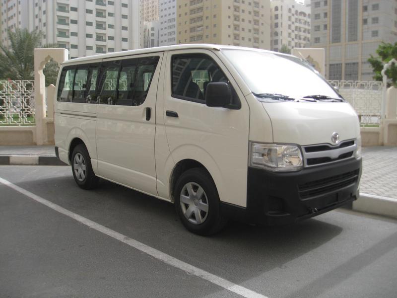 toyota hiace 15 place #3