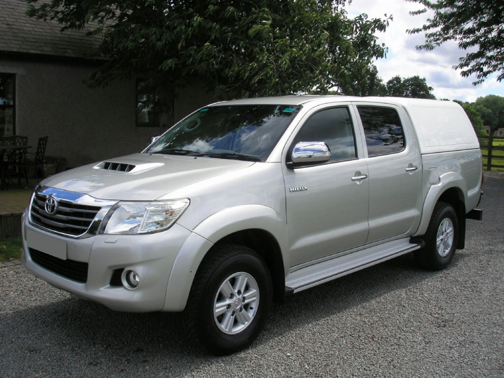 buy used toyota hilux double cab #7