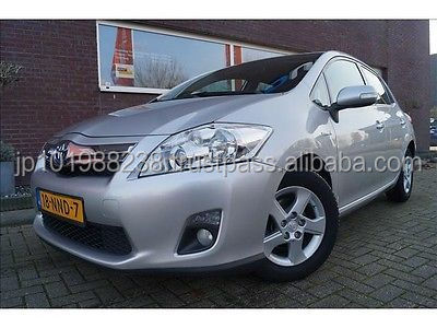 buy toyota auris hybrid #6