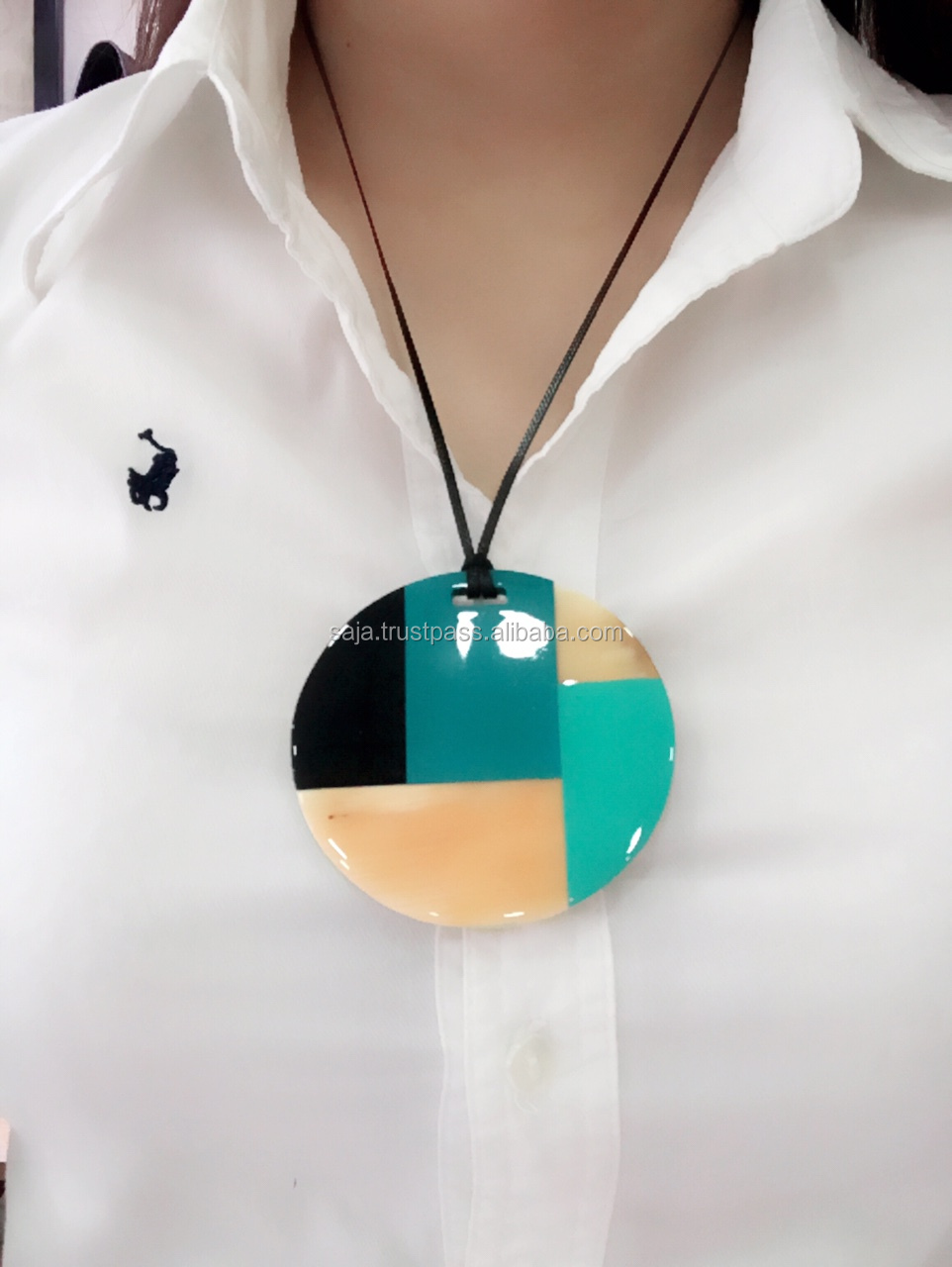 buffalo_horn_pendant (2).jpg